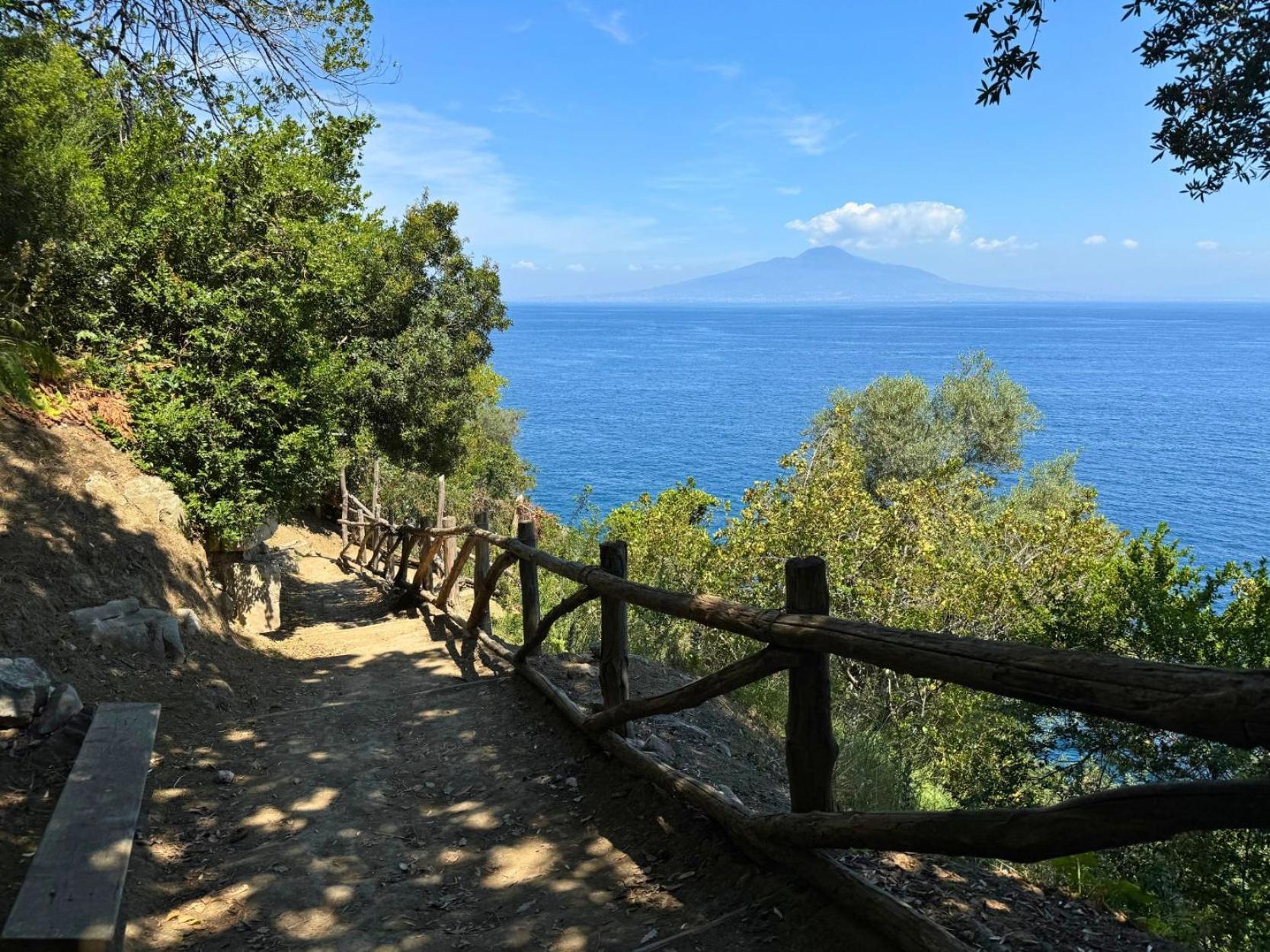 Village Camping Santa Fortunata - Campogaio ซอร์เรนโต ภายนอก รูปภาพ